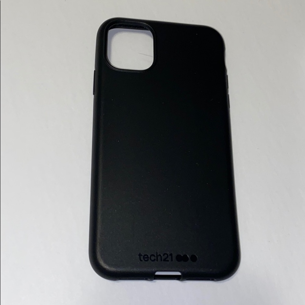 💜iphone 11 tech21 Hard PhoneCase